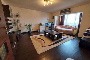 Apartament de vanzare, 2 camere, 62mp, zona Lunei, Timisoara